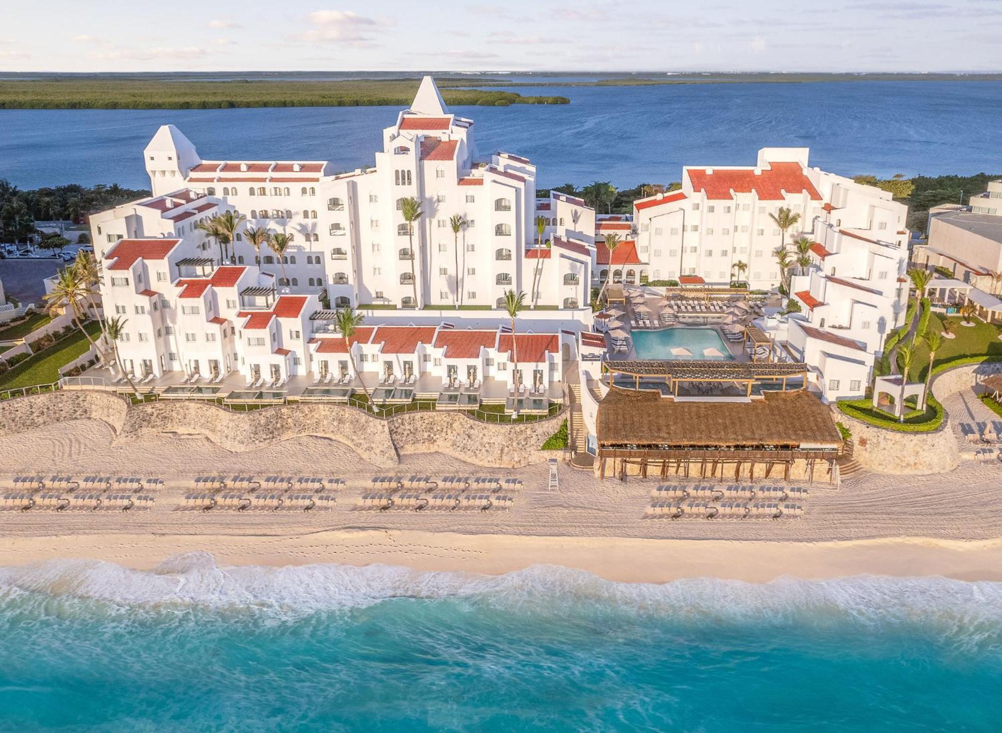 Gr Solaris Caribe Hotel Cancun Exterior photo