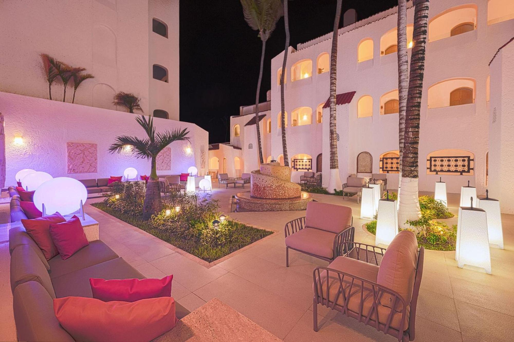 Gr Solaris Caribe Hotel Cancun Exterior photo